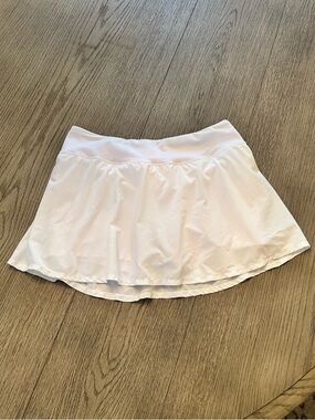 Zella White Athletic Skirt with Flared Silhouette